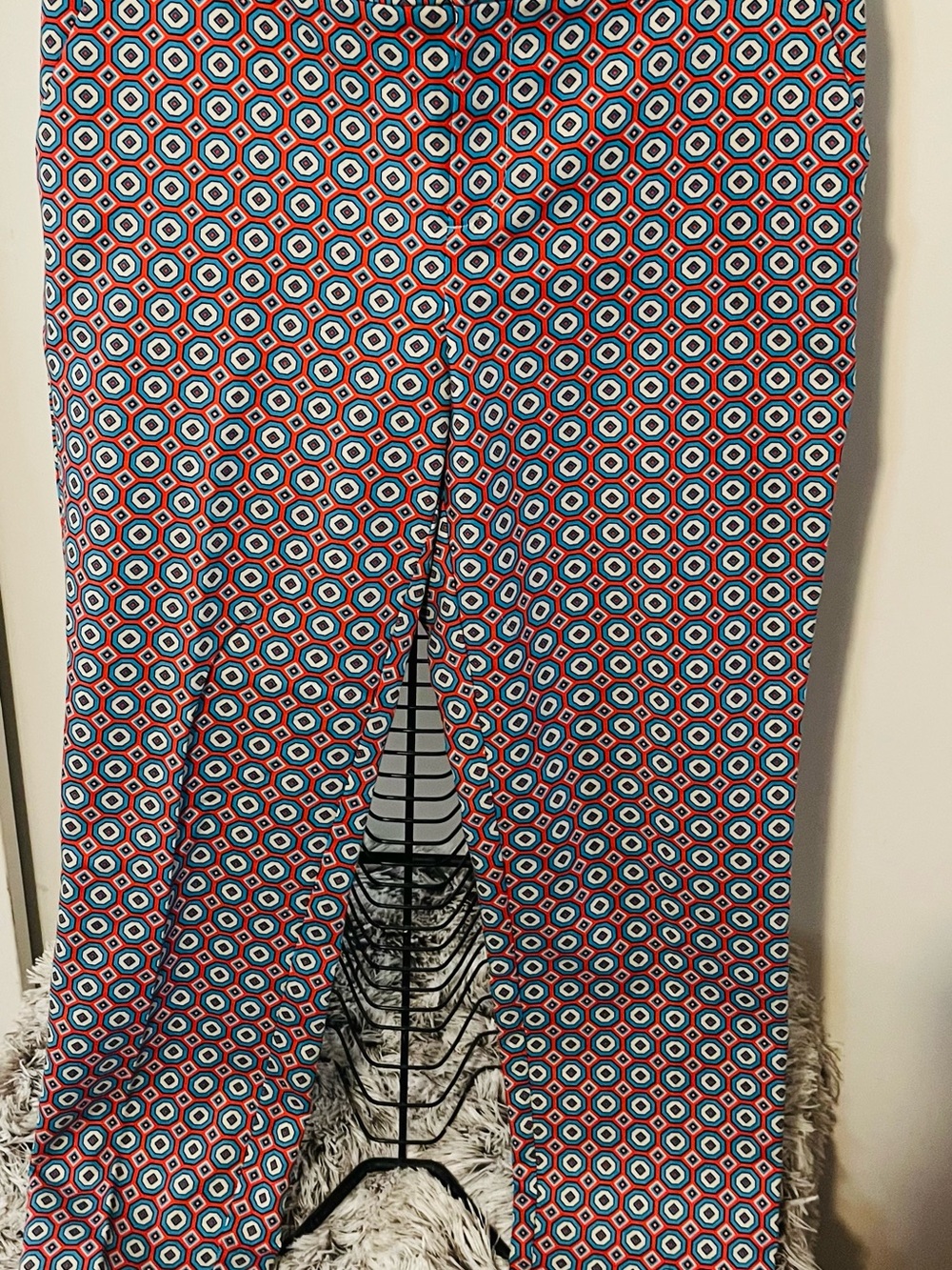Geometric Print Skinny Ankle Women's Pants in Red and Blue
